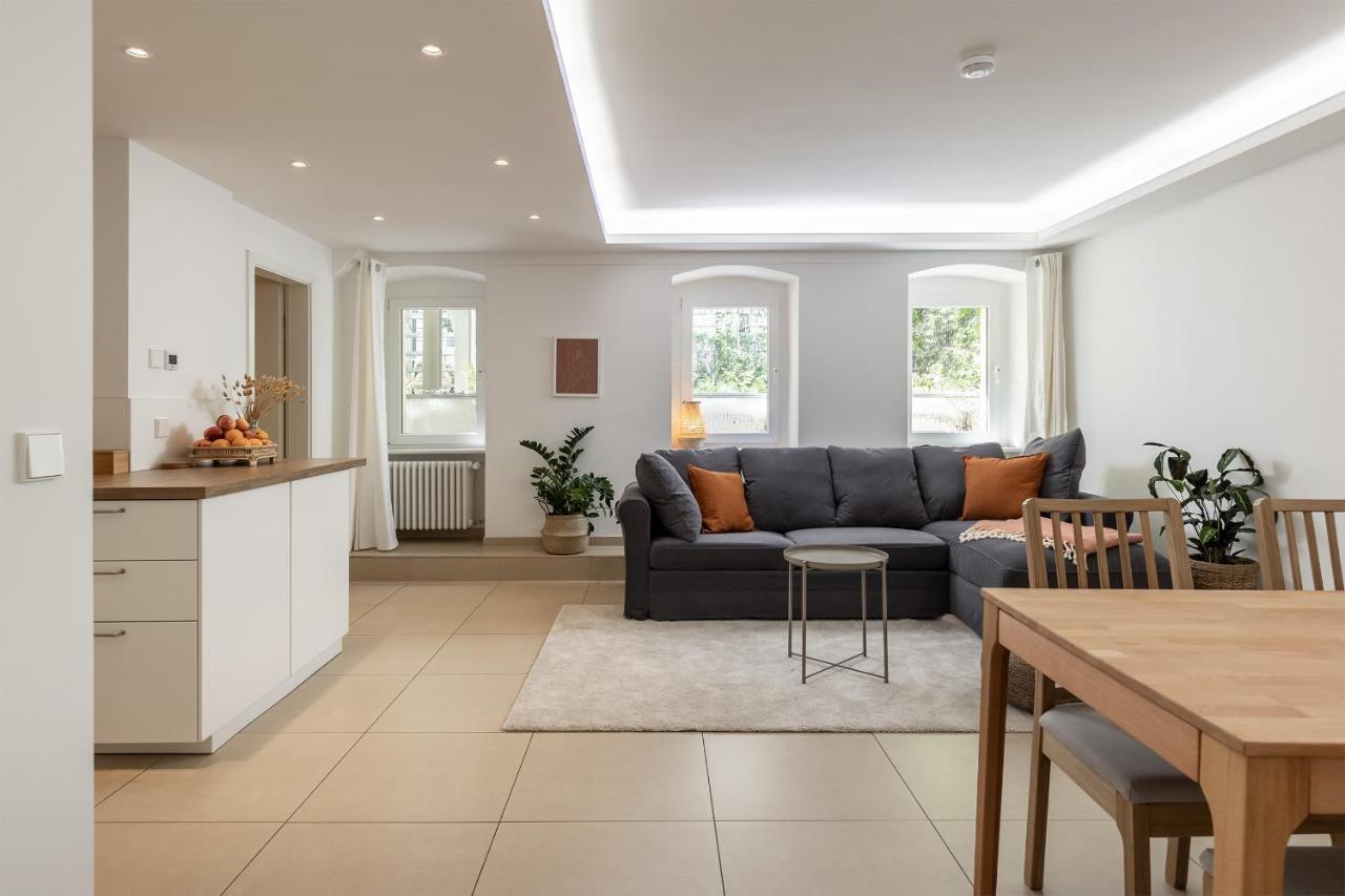 Apartment Spacious In Hemholtzkiez Prenzlauer Berg For 8 People Hiddenseer