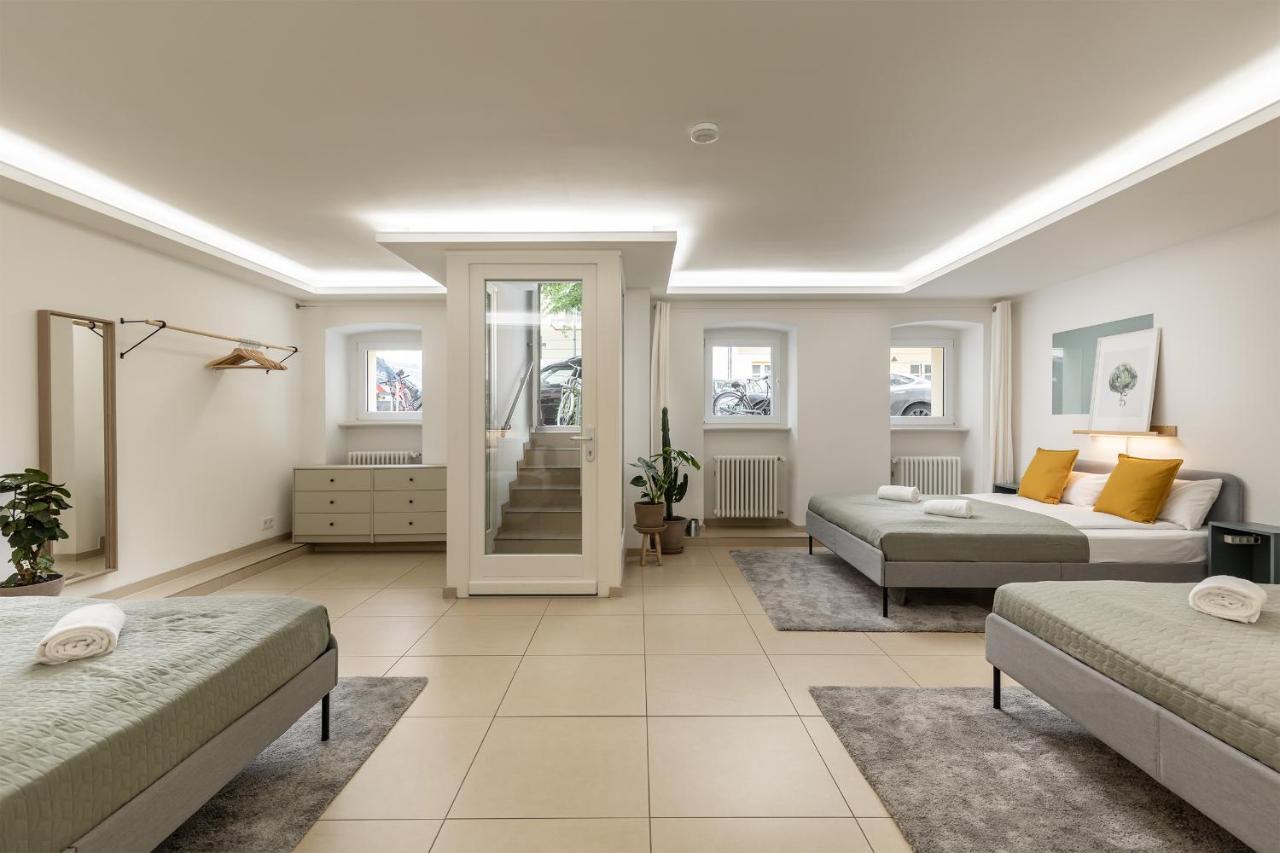 Spacious In Hemholtzkiez Prenzlauer Berg For 8 People Hiddenseer Apartment